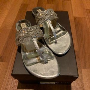 Badgley Mischka Size 9 Trent Sandal